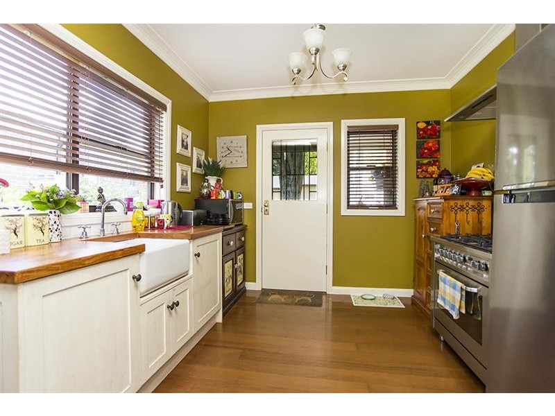 8 Skye  Pl, Bundanoon NSW 2578