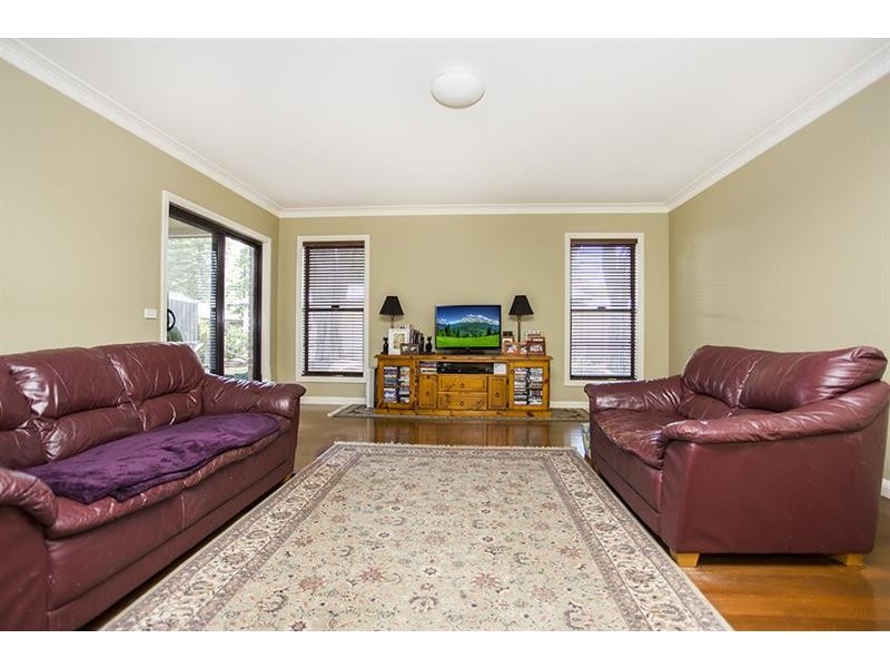 8 Skye  Pl, Bundanoon NSW 2578