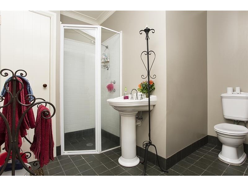 8 Skye  Pl, Bundanoon NSW 2578