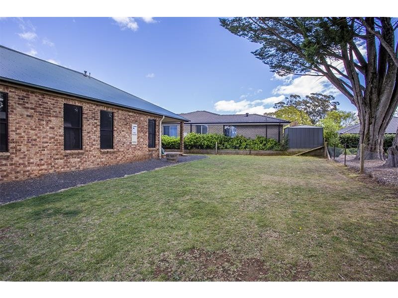 8 Skye  Pl, Bundanoon NSW 2578
