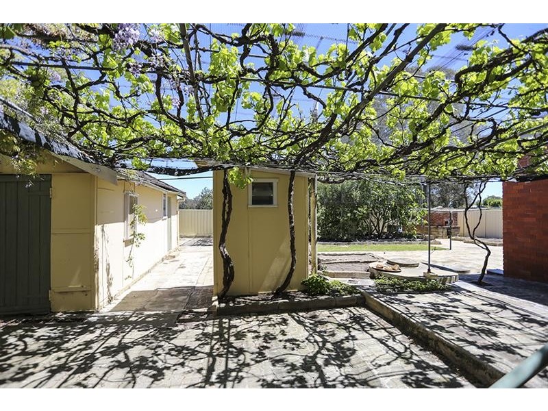 30 George St, Marulan NSW 2579