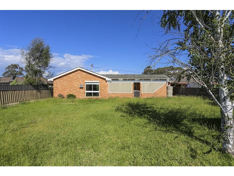 23 Loseby St, Marulan NSW 2579