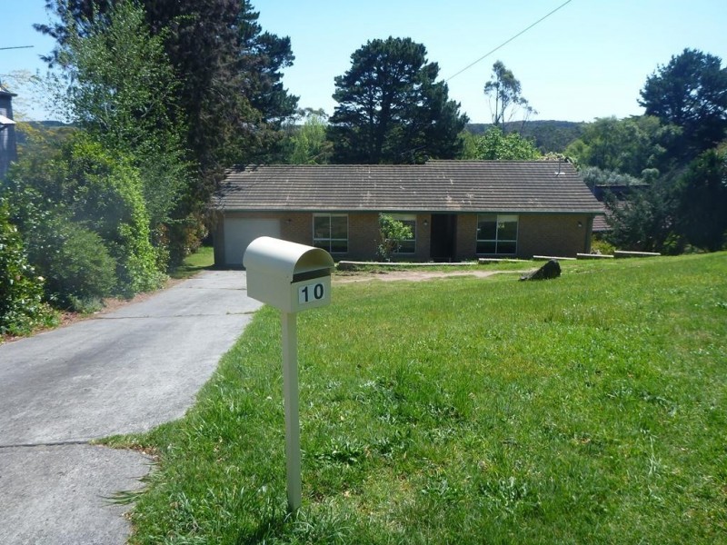 10 Broughton St, Bundanoon NSW 2578