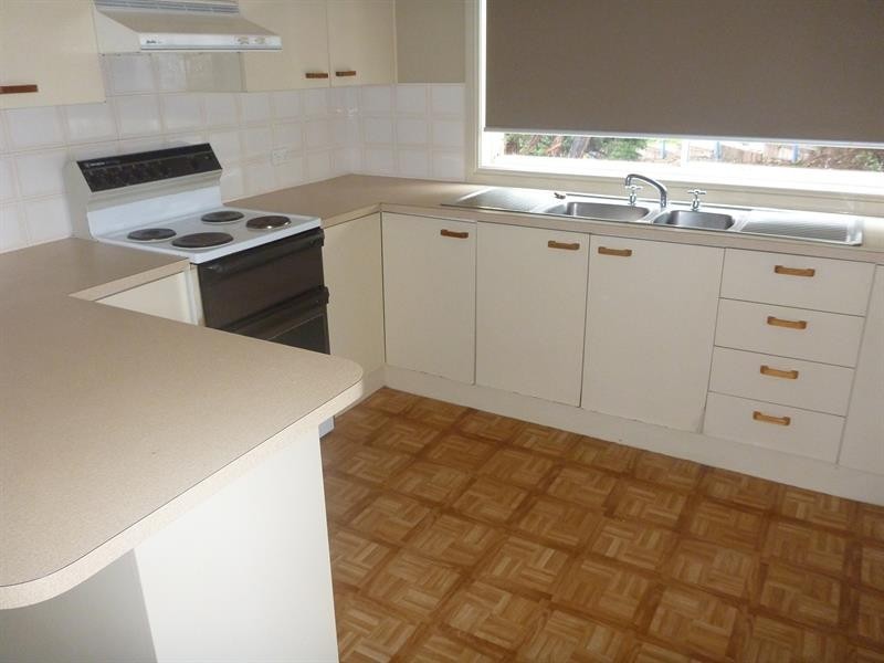 10 Broughton St, Bundanoon NSW 2578