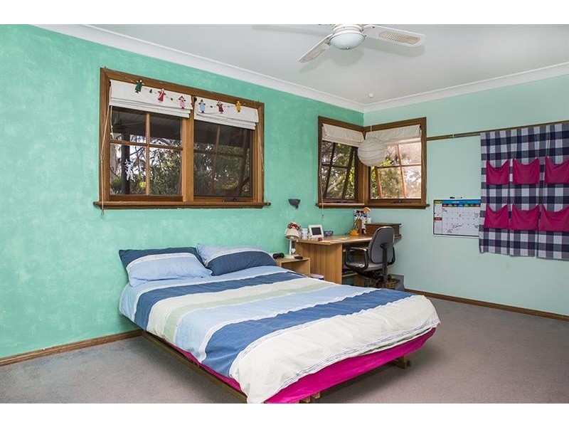 15 Nerrim St, Bundanoon NSW 2578