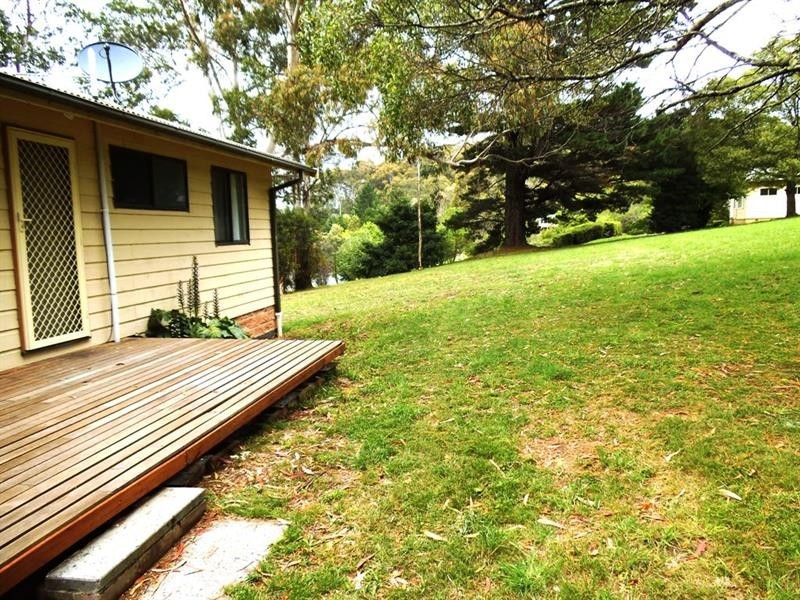 86 Garland Rd, Bundanoon NSW 2578