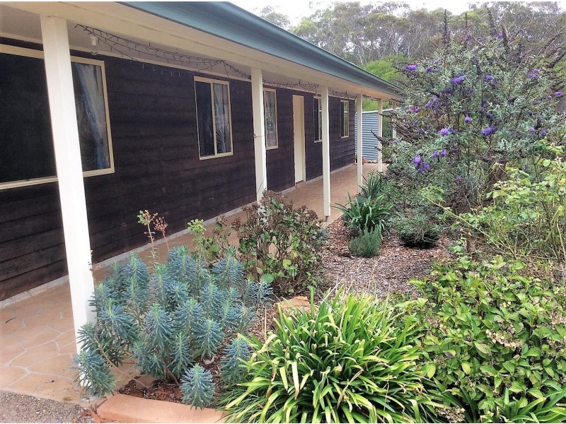 30 Lomatia Cl, Tallong NSW 2579