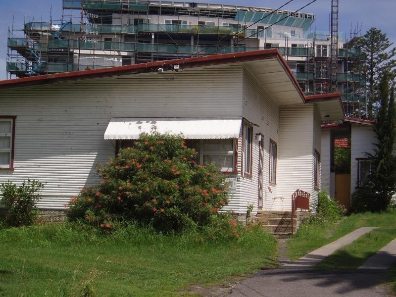 2/11 Bayview Ave, The Entrance NSW 2261