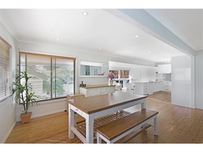 66 Brooke Ave, Killarney Vale NSW 2261