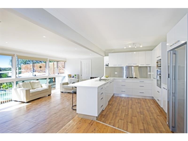 66 Brooke Ave, Killarney Vale NSW 2261