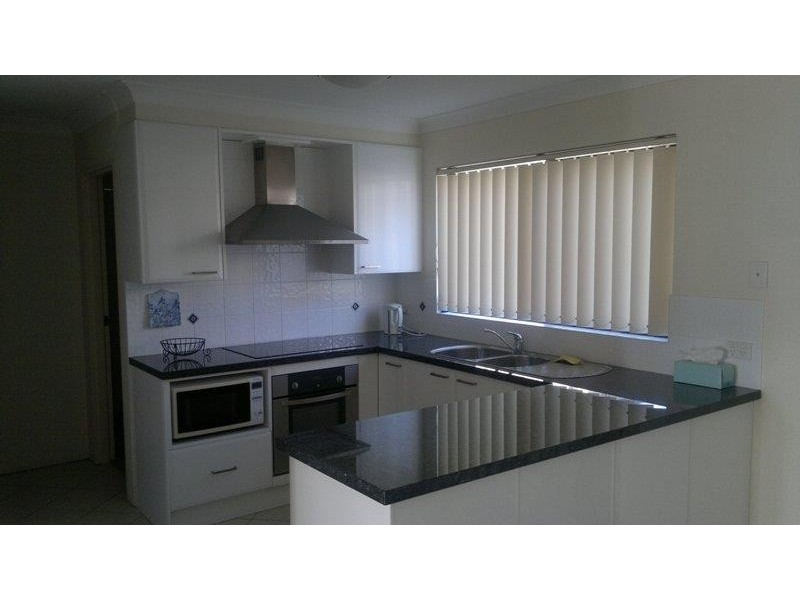 17/74 Hutton Rd, The Entrance North NSW 2261