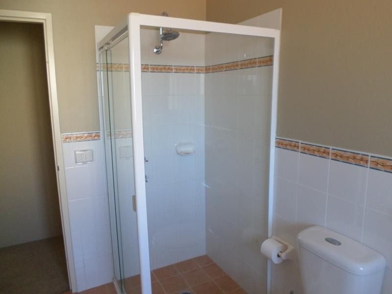 1/74 Hutton Rd, The Entrance North NSW 2261