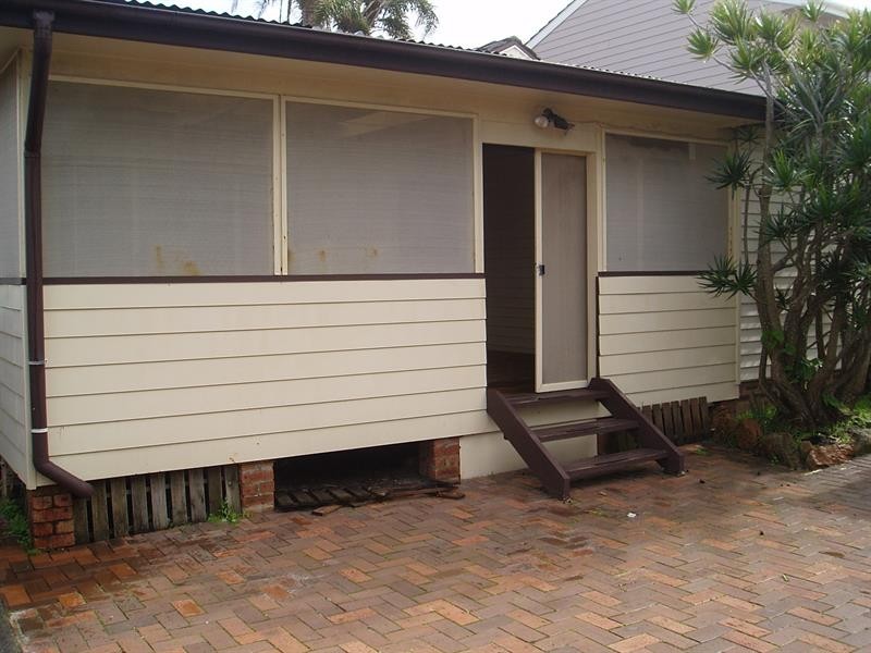 119 Hutton Rd, The Entrance North NSW 2261