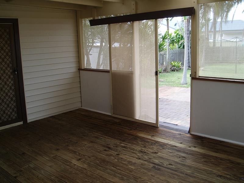 119 Hutton Rd, The Entrance North NSW 2261