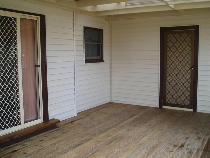 119 Hutton Rd, The Entrance North NSW 2261