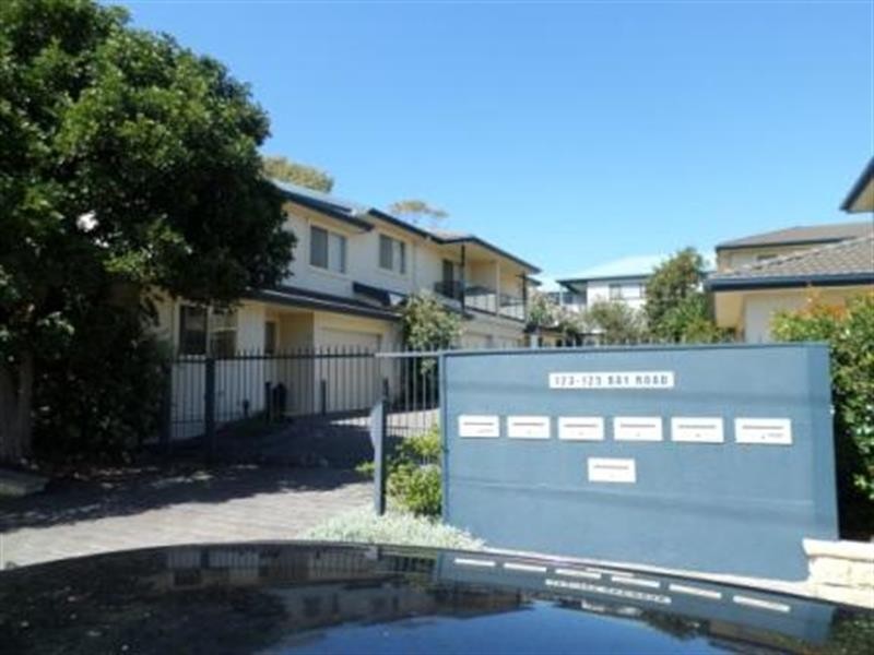 2/123-125 Bay Rd, Blue Bay NSW 2261