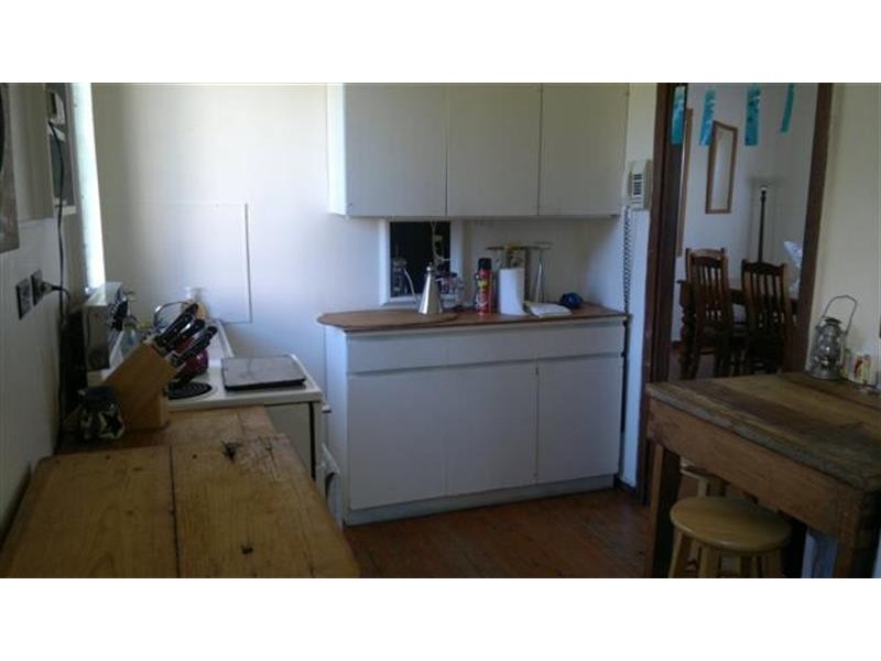 19 Yeddenba Ave, Blue Bay NSW 2261