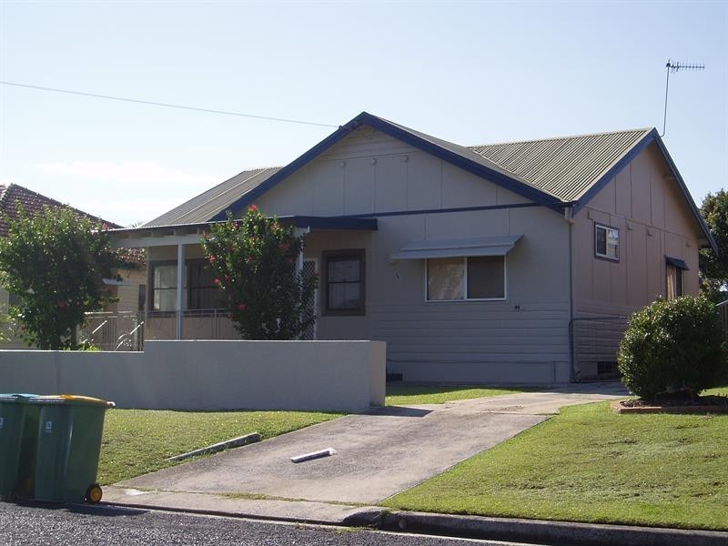 44 lakeside Pde, The Entrance NSW 2261