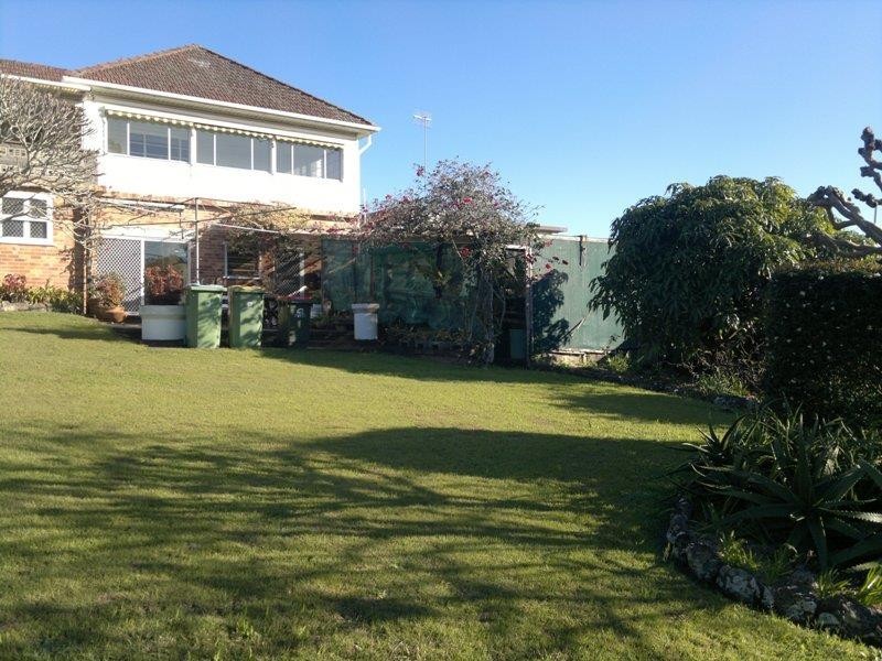 12 Anzac Rd, Long Jetty NSW 2261