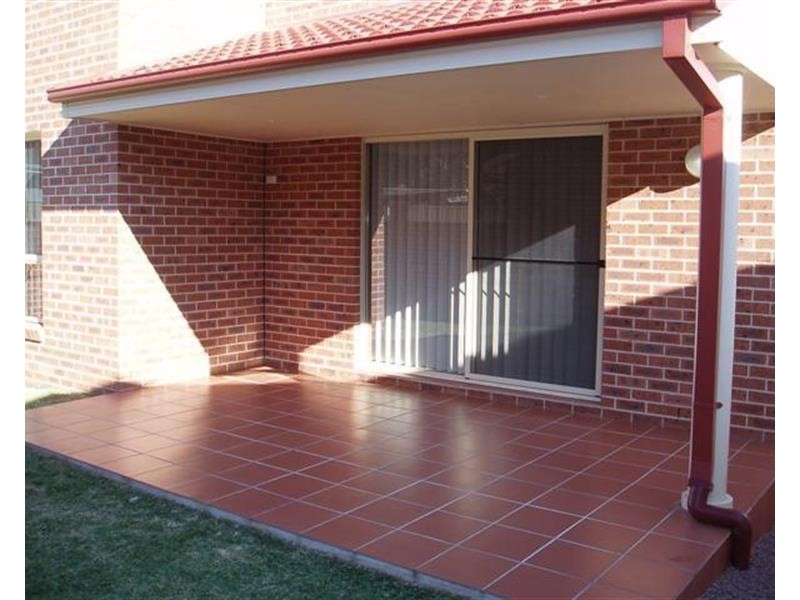 31a  Ferndale Street, Killarney Vale NSW 2261