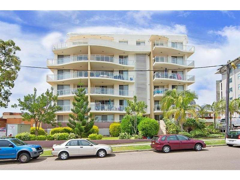 3/2-6 copnor Ave, The Entrance NSW 2261