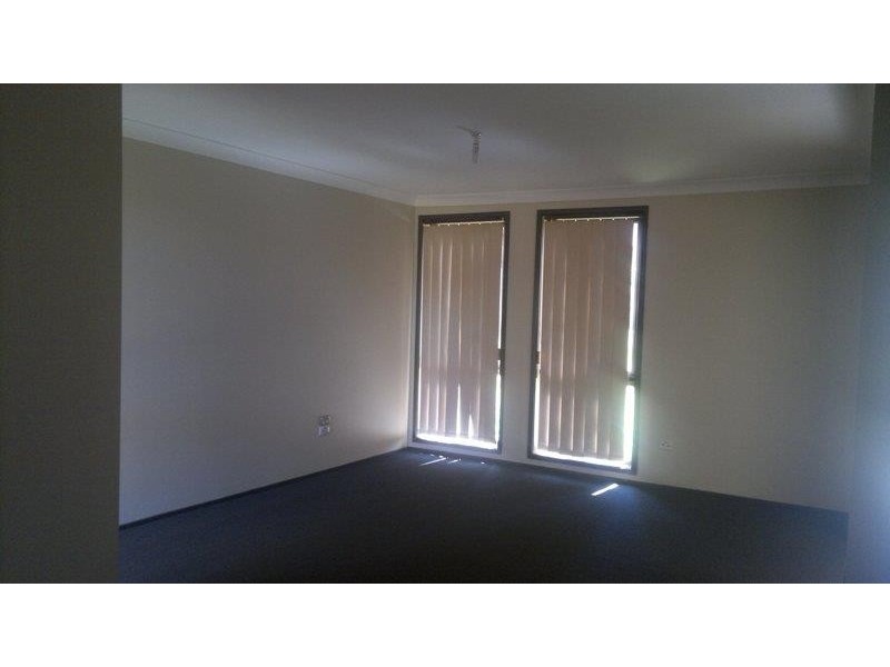 33 The Avenue Avenue, Tumbi Umbi NSW 2261