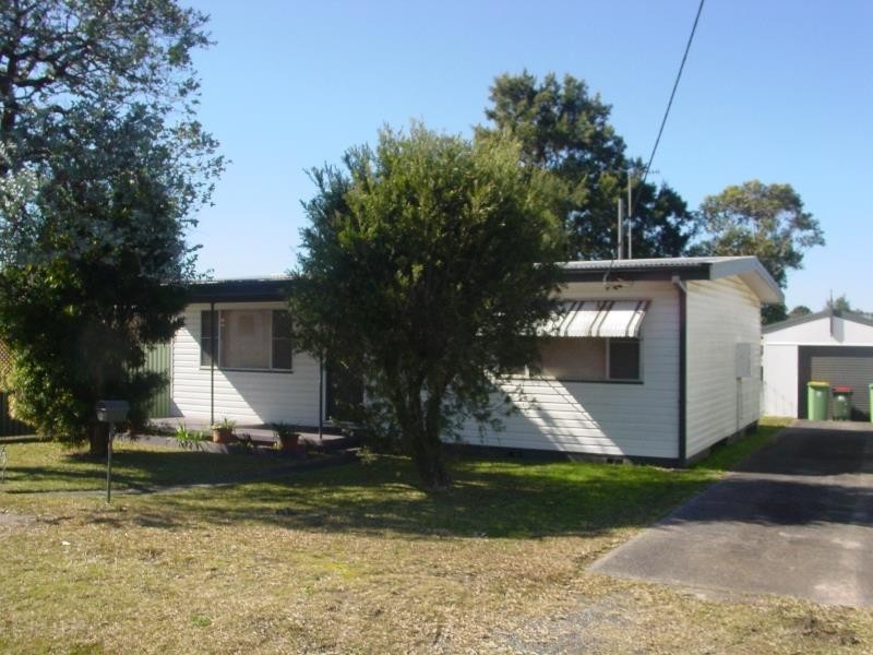 4 Farrar Rd, Killarney Vale NSW 2261