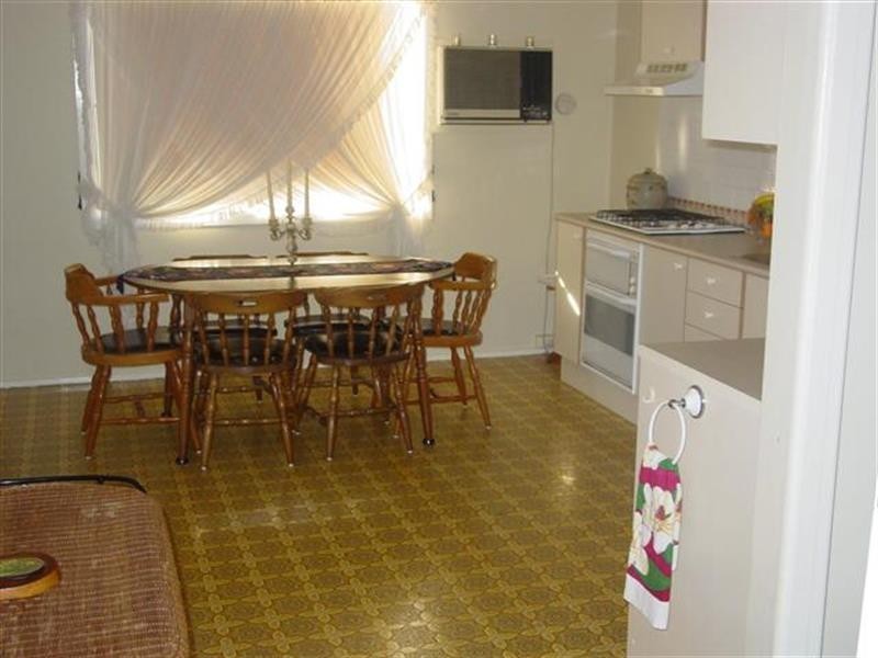 4 Farrar Rd, Killarney Vale NSW 2261