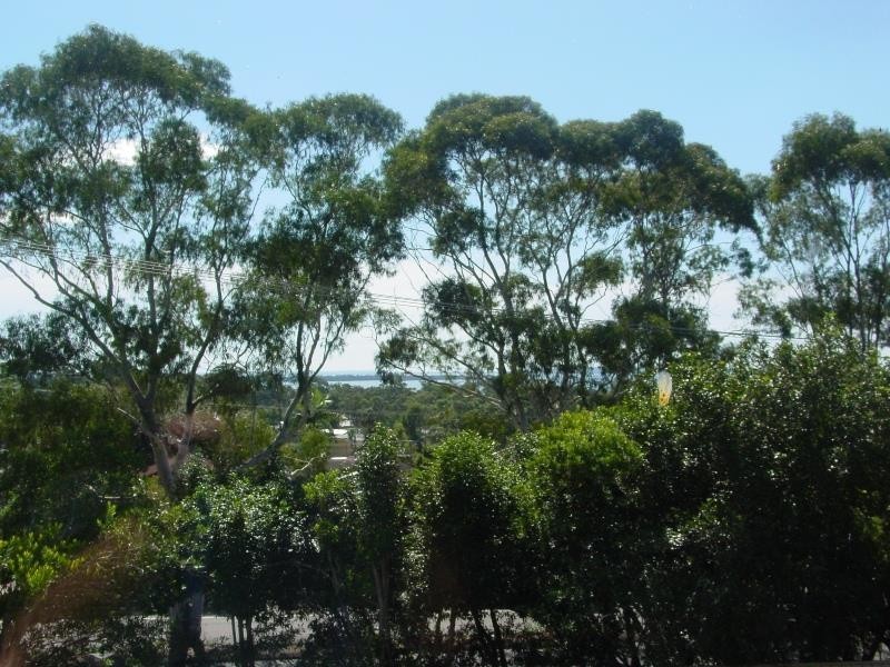 69b Hillside Dr, Berkeley Vale NSW 2261