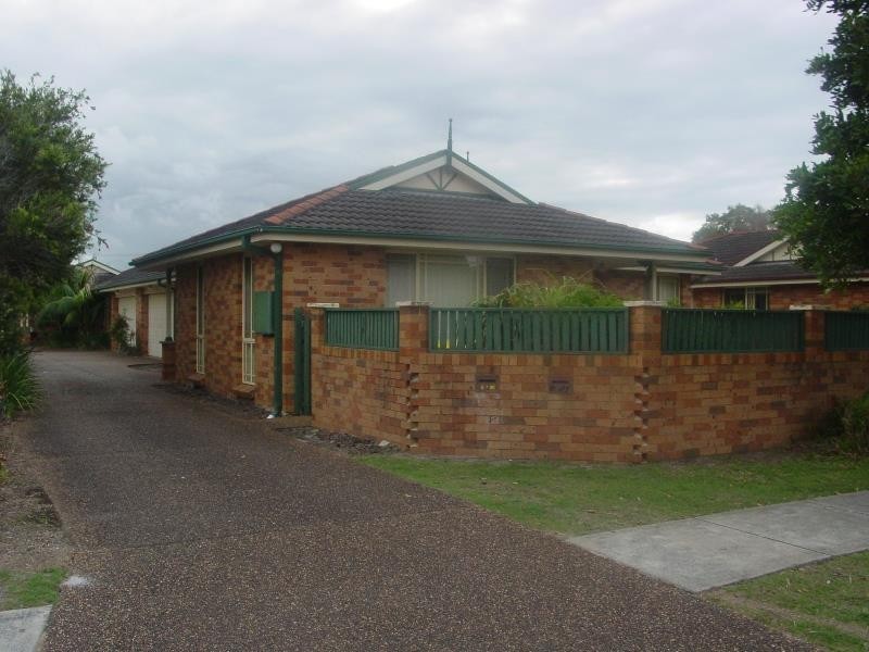 1/65 Bay Rd, Blue Bay NSW 2261