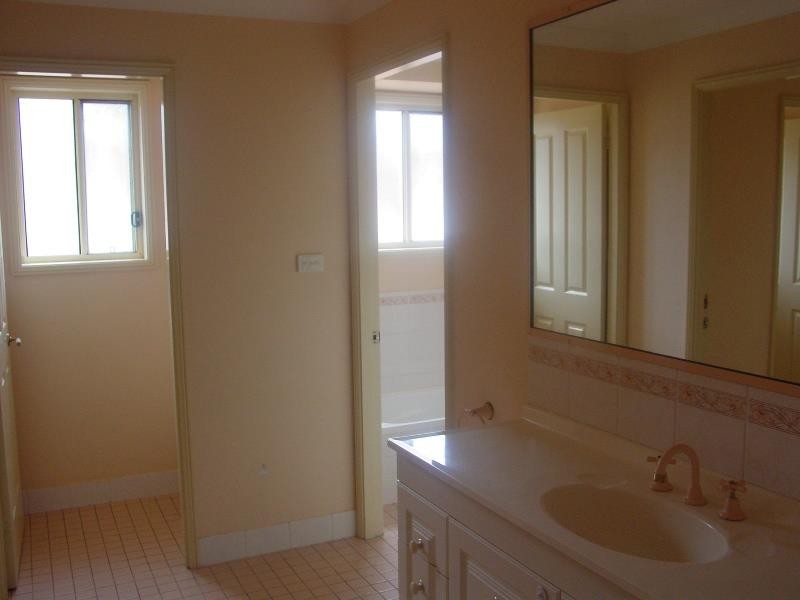 1/65 Bay Rd, Blue Bay NSW 2261