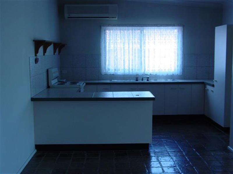 22 Kathleen White Cres, Killarney Vale NSW 2261