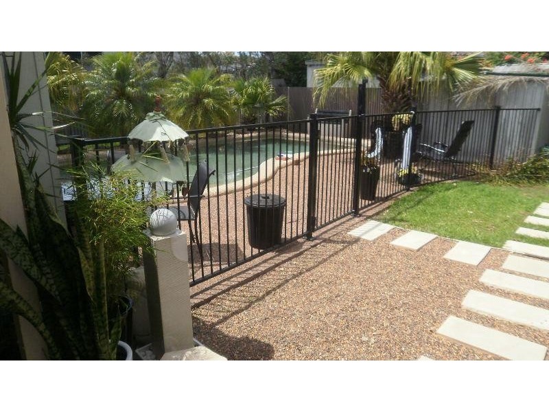 22 Kathleen White Cres, Killarney Vale NSW 2261