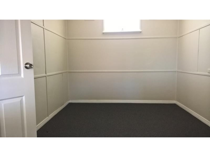 10 Pearce St, Toukley NSW 2263