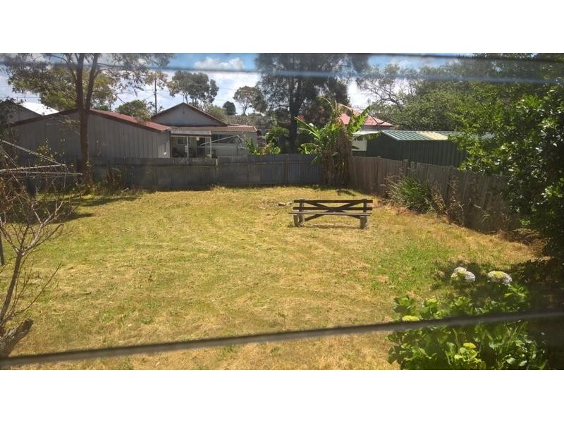 10 Pearce St, Toukley NSW 2263