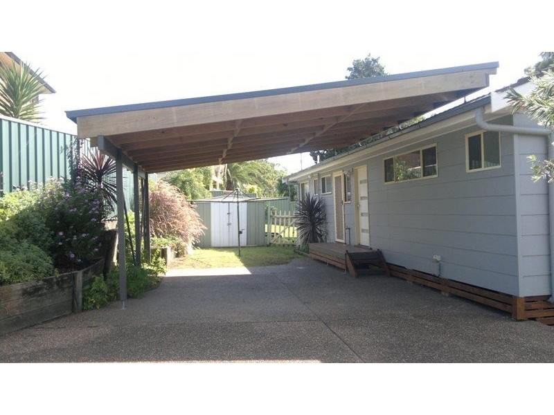 69b Hillside Dr, Berkeley Vale NSW 2261