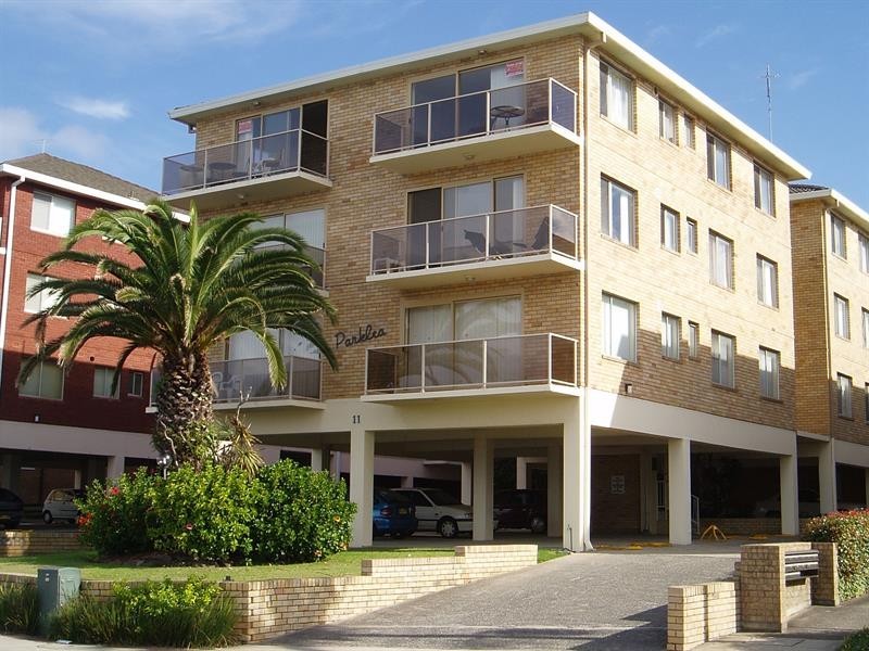 10/11 MARINE Pde, The Entrance NSW 2261