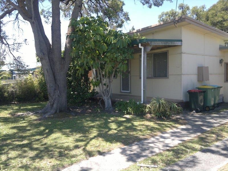 18 Tasman Ave, Killarney Vale NSW 2261