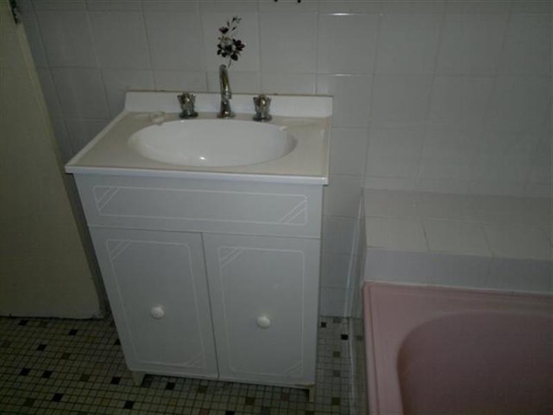 18 Tasman Ave, Killarney Vale NSW 2261