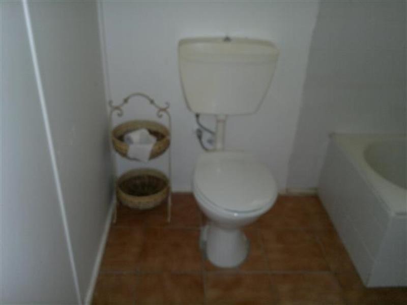 18 Tasman Ave, Killarney Vale NSW 2261