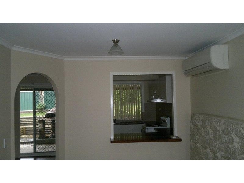 5 Carnation Cl, Bateau Bay NSW 2261