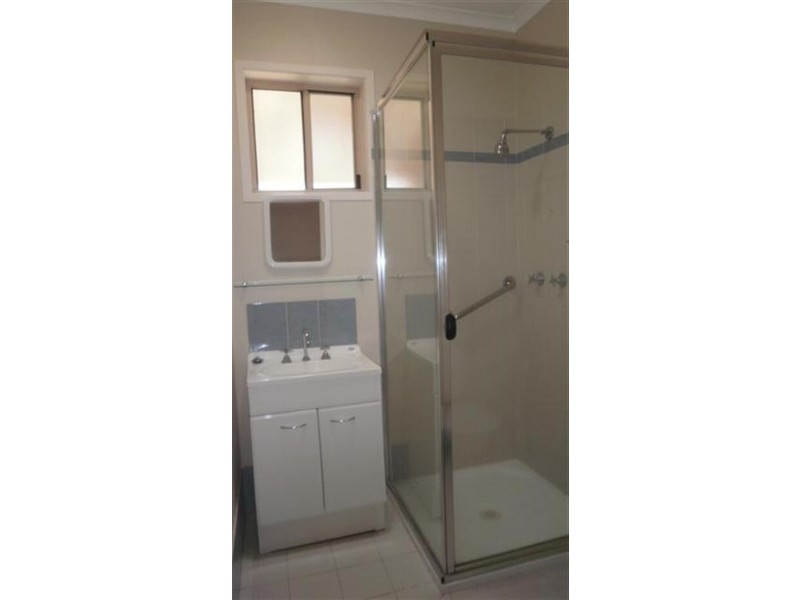 4 Main St, Killarney Vale NSW 2261