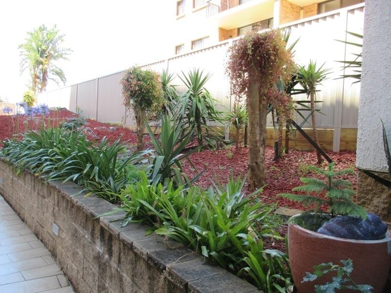 33/2/8 Ozone St, The Entrance NSW 2261
