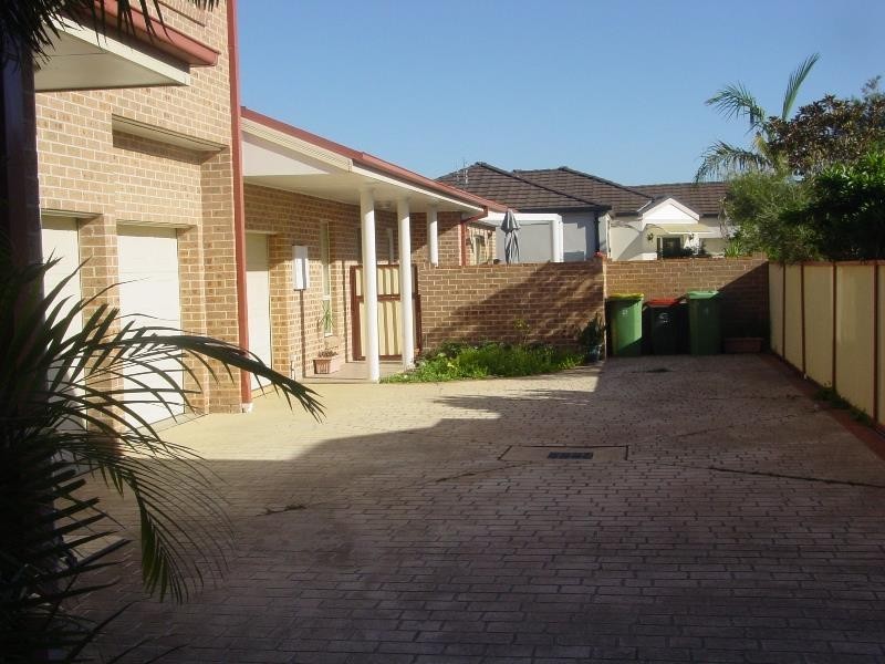 69 Oakland Avenue, The Entrance NSW 2261