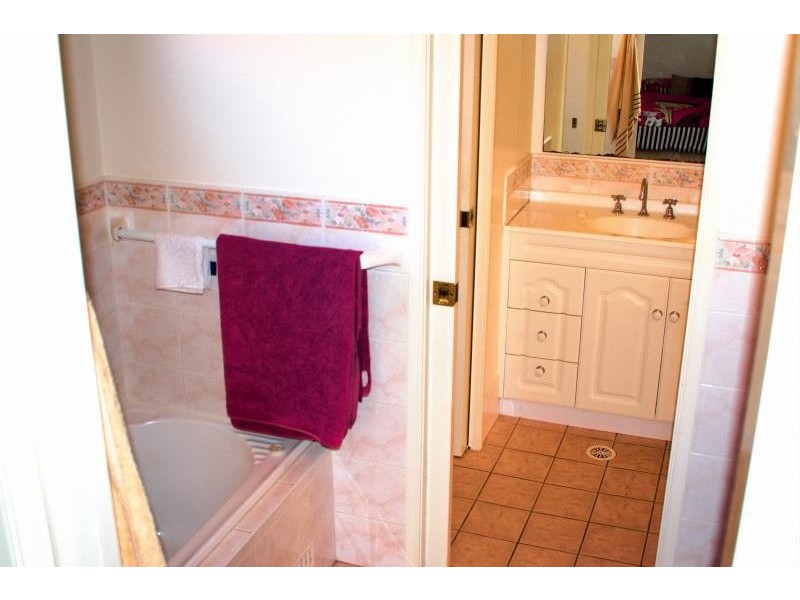 69A Oakland Avenue, The Entrance NSW 2261