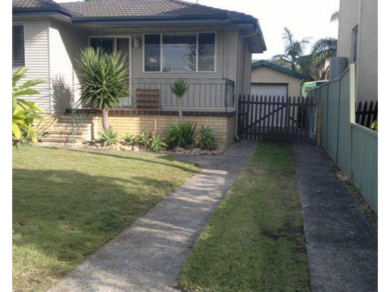 7 Bondi Road, The Entrance North NSW 2261