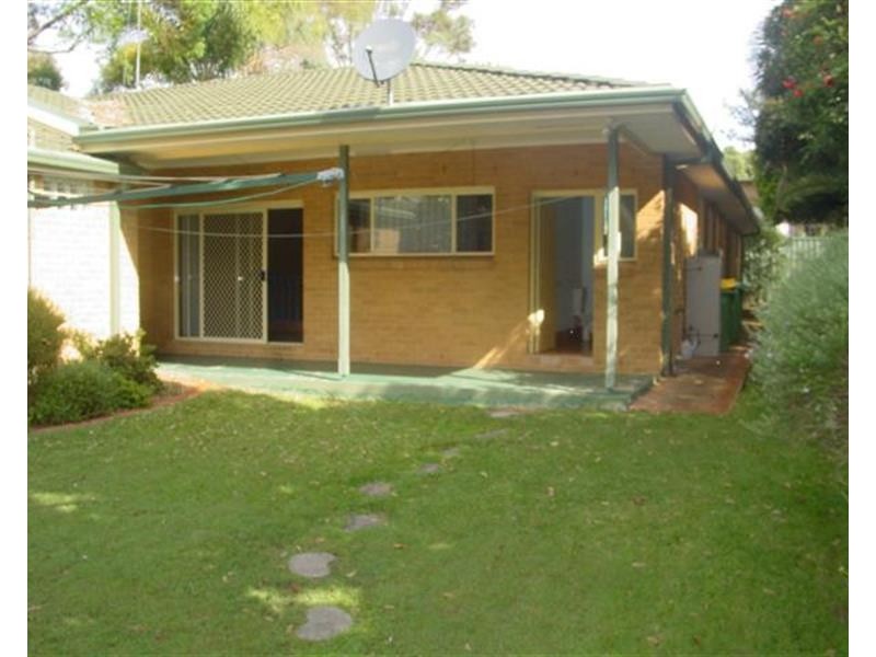 1/10a Mawson Drive, Killarney Vale NSW 2261