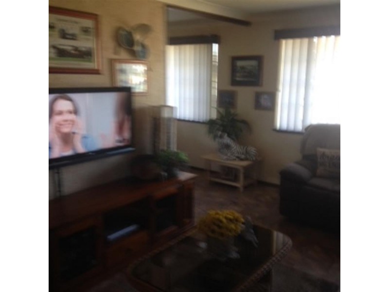 5 Star Street, Killarney Vale NSW 2261