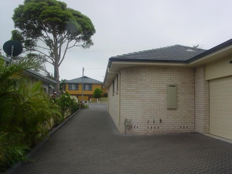 13 Karooah Avenue, Blue Bay NSW 2261