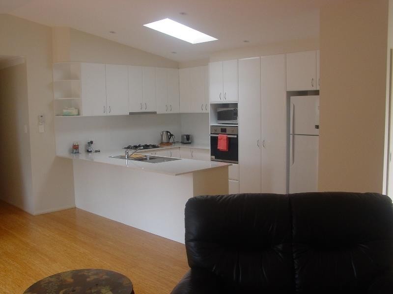 13 Karooah Avenue, Blue Bay NSW 2261